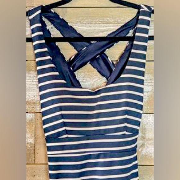 Dress Size Small Poetry - Picture 4 of 5